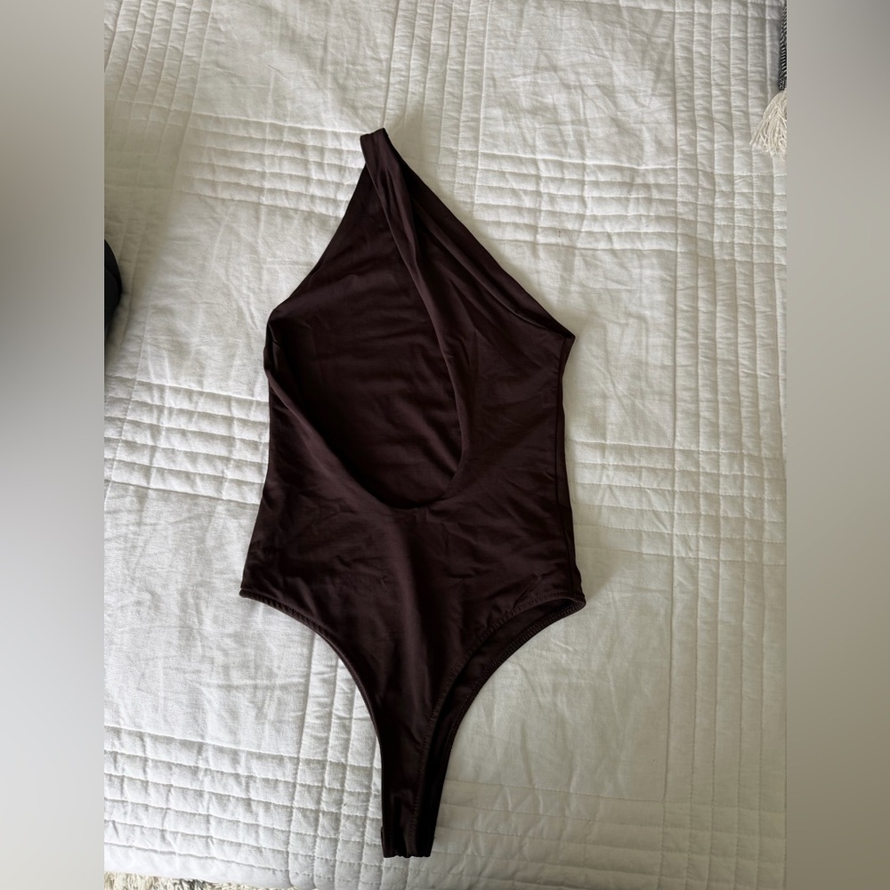 Zara Dark Brown One-Shoulder Bodysuit - Picture 2 of 4